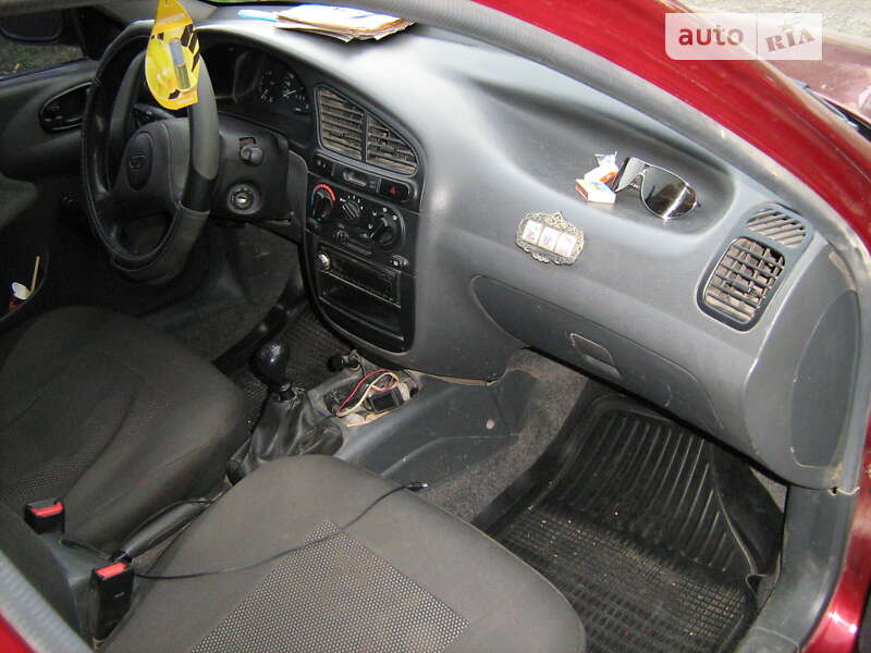 Седан Daewoo Sens 2006 в Ємільчиному