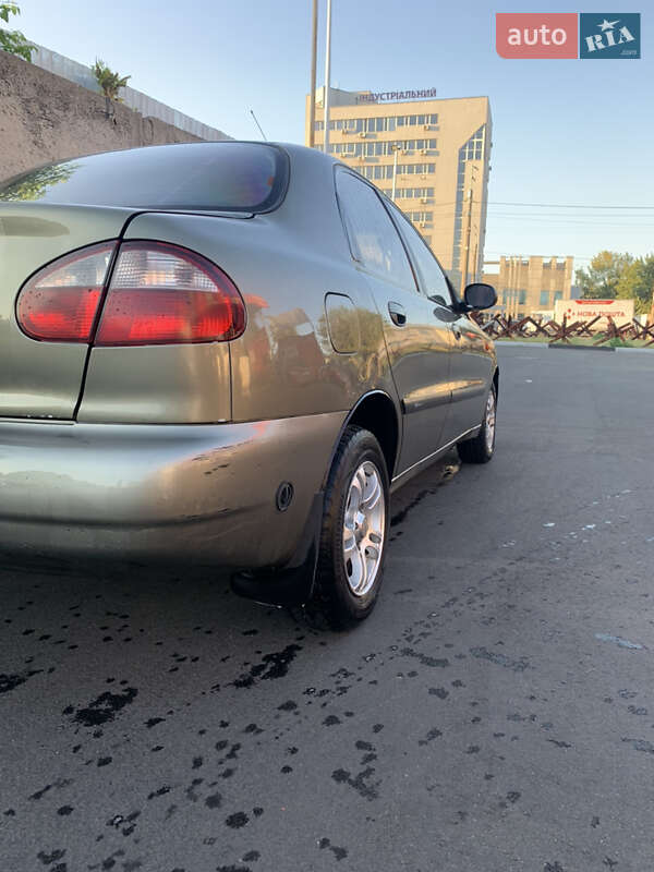 Седан Daewoo Sens 2004 в Киеве