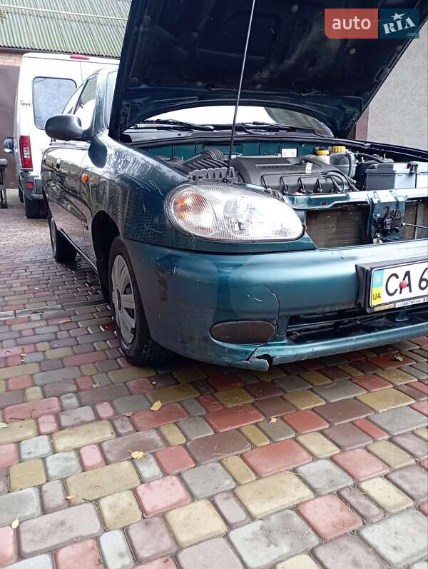 Седан Daewoo Sens 2004 в Умані