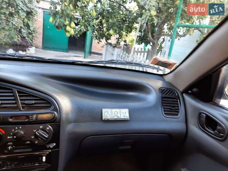 Седан Daewoo Sens 2003 в Запорожье