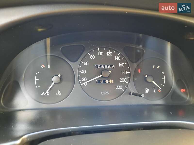Седан Daewoo Sens 2003 в Запорожье
