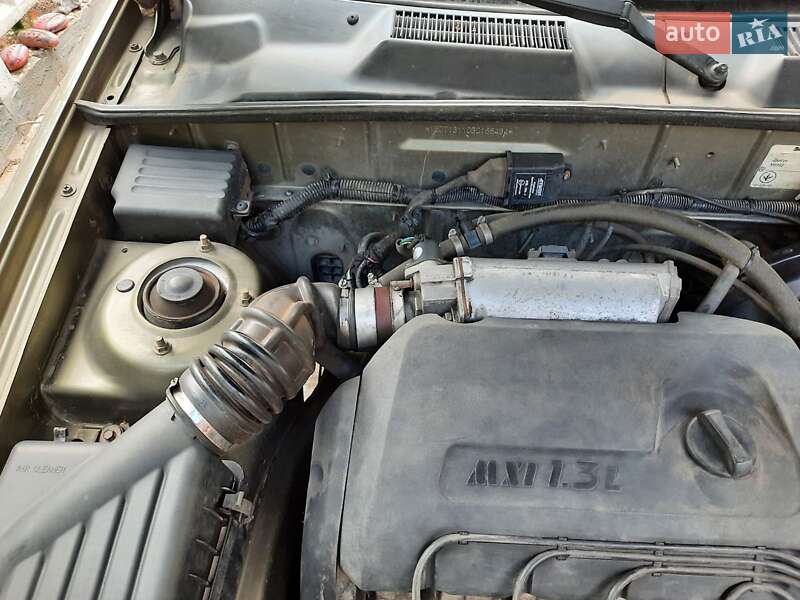 Седан Daewoo Sens 2003 в Запорожье