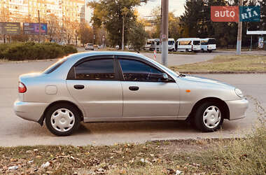 Седан Daewoo Sens 2002 в Кривом Роге