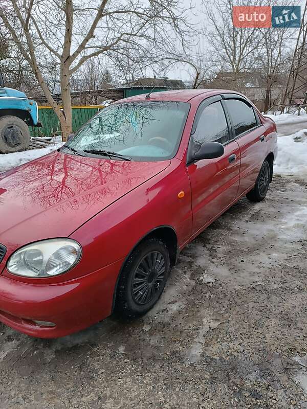 Седан Daewoo Sens 2006 в Смеле
