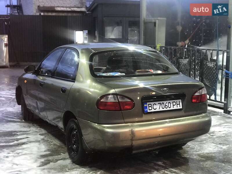 Седан Daewoo Sens 2003 в Львове