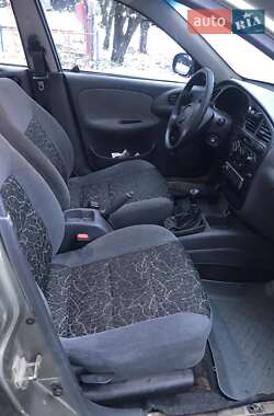 Седан Daewoo Sens 2003 в Львове
