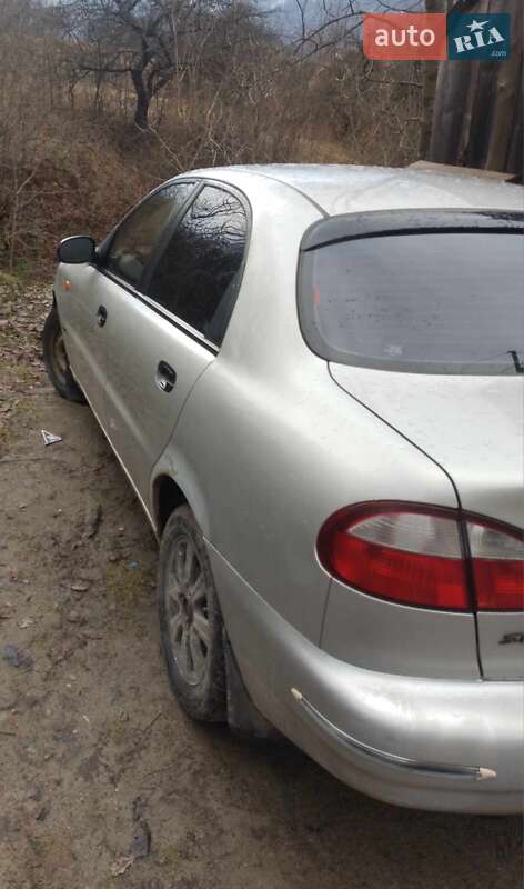 Седан Daewoo Sens 2003 в Великом Березном
