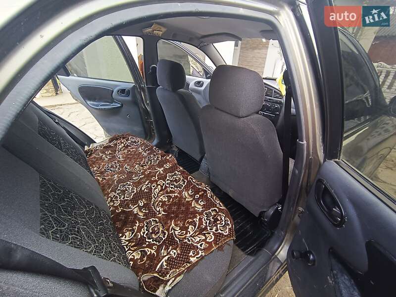 Седан Daewoo Sens 2005 в Борщеве