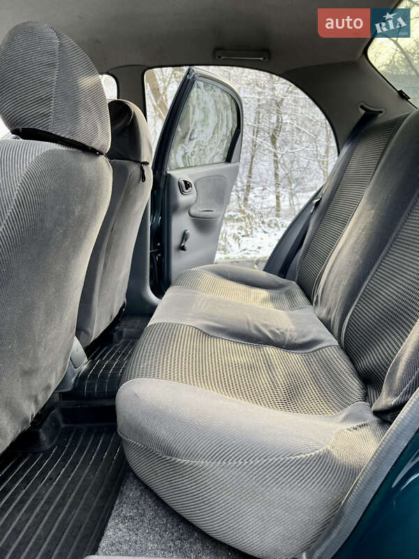 Седан Daewoo Sens 2006 в Днепре