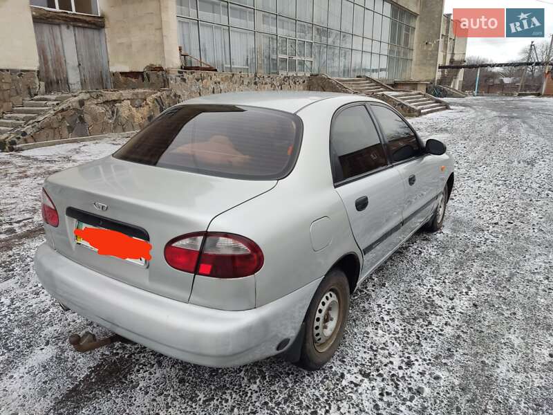 Седан Daewoo Sens 2005 в Сахновщині