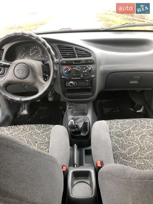 Седан Daewoo Sens 2004 в Дніпрі