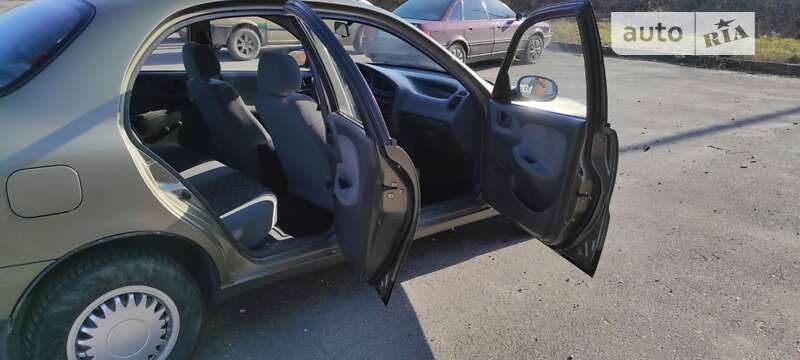 Седан Daewoo Sens 2004 в Хмельницком