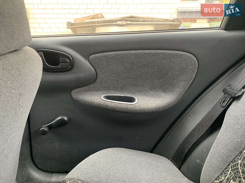 Седан Daewoo Sens 2005 в Хмельницькому
