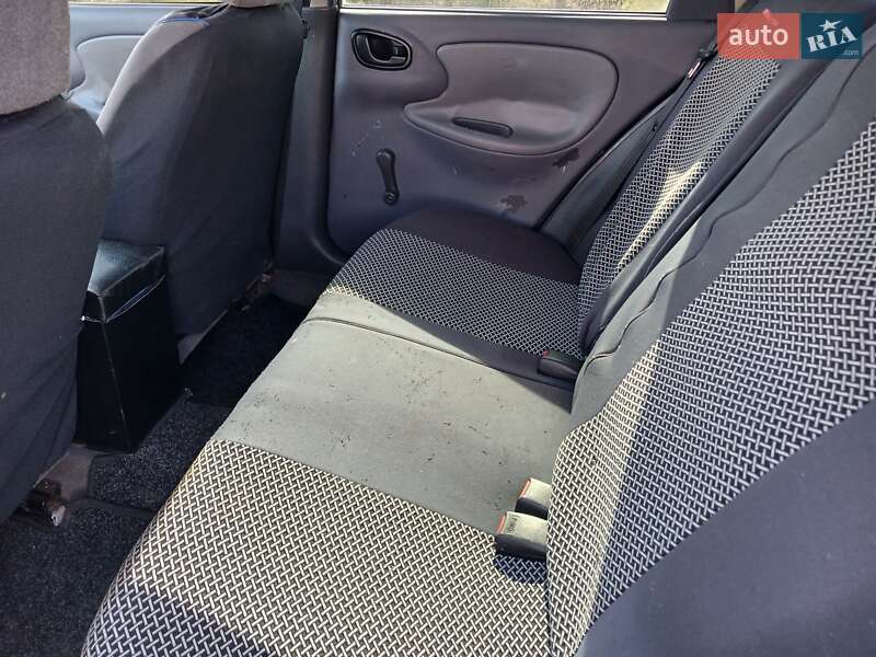 Седан Daewoo Sens 2005 в Днепре