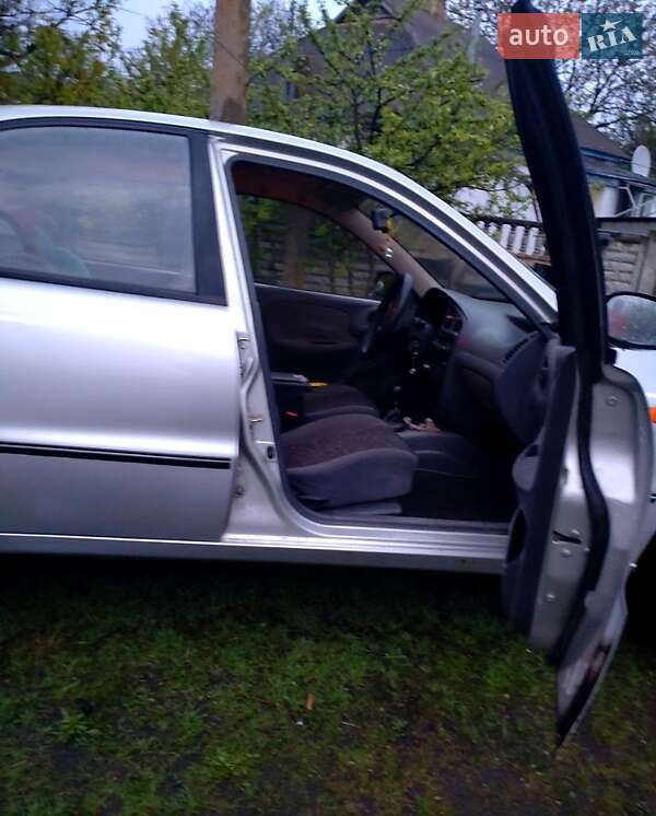 Седан Daewoo Sens 2006 в Решетиловке