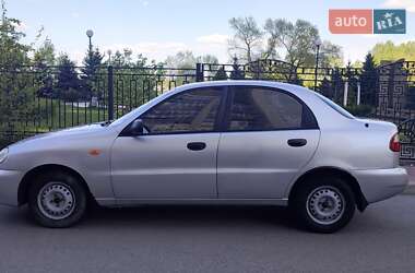 Седан Daewoo Sens 2002 в Киеве