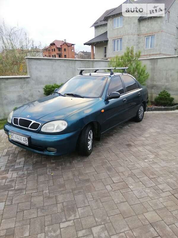 Седан Daewoo Sens 2004 в Львове