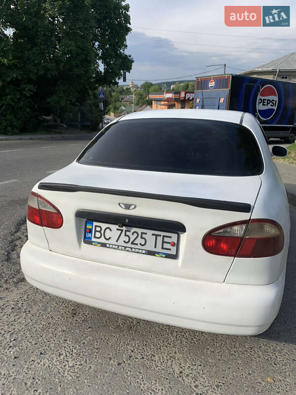 Седан Daewoo Sens 2003 в Львове