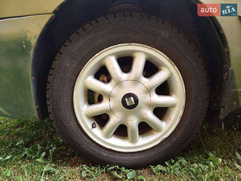 Седан Daewoo Sens 2004 в Межгорье