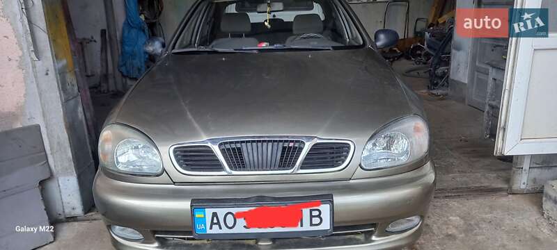 Седан Daewoo Sens 2005 в Рахове