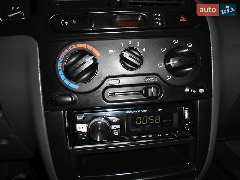 Седан Daewoo Sens 2006 в Лозовій