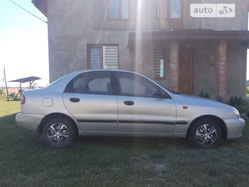 Седан Daewoo Sens 2003 в Березному