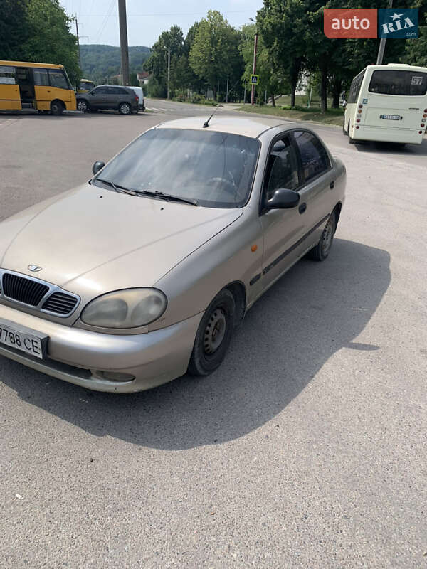 Седан Daewoo Sens 2004 в Львові