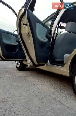 Седан Daewoo Sens 2004 в 