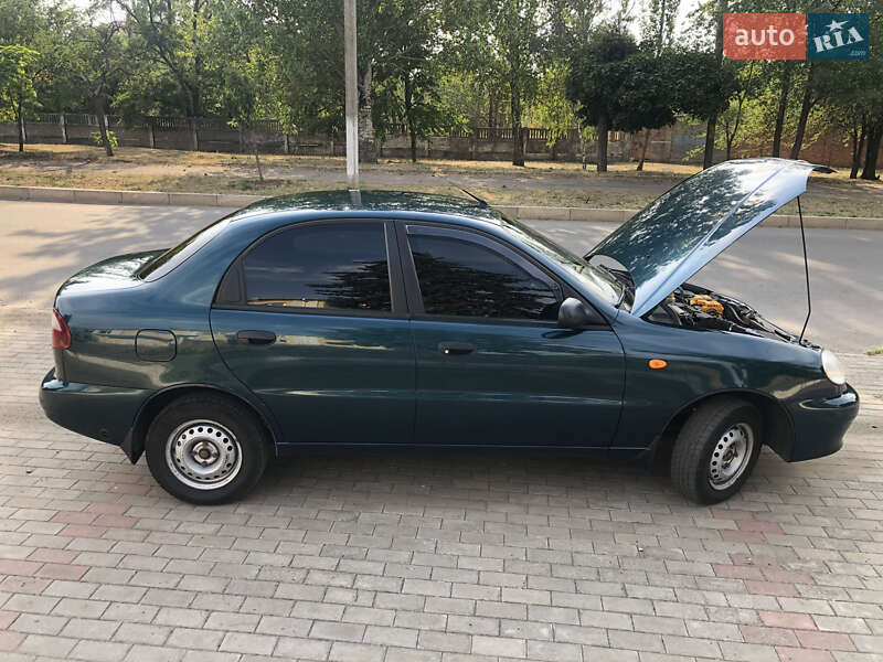 Седан Daewoo Sens 2006 в Марганце