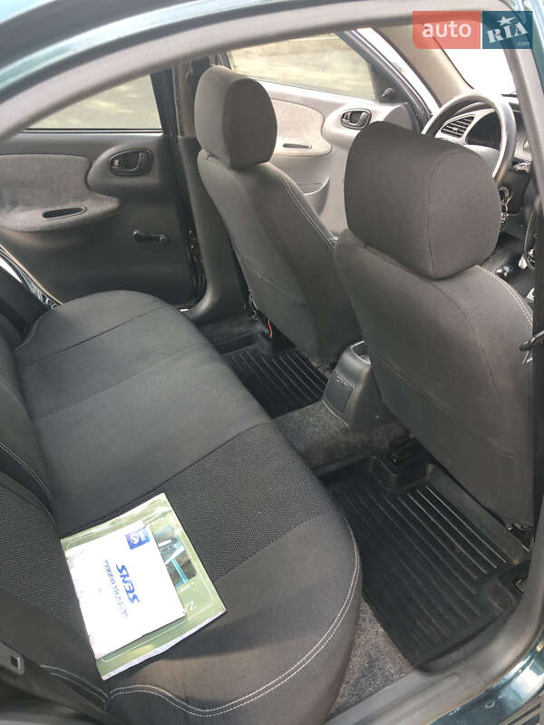 Седан Daewoo Sens 2006 в Марганце