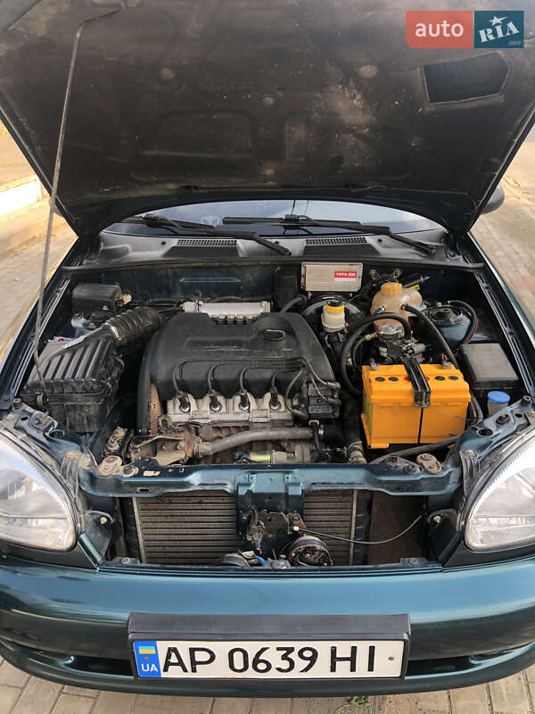 Седан Daewoo Sens 2006 в Марганце