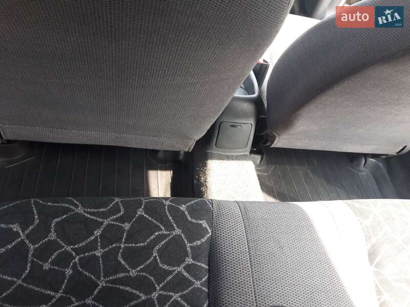 Седан Daewoo Sens 2004 в Хусте
