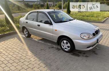 Седан Daewoo Sens 2005 в Великому Березному