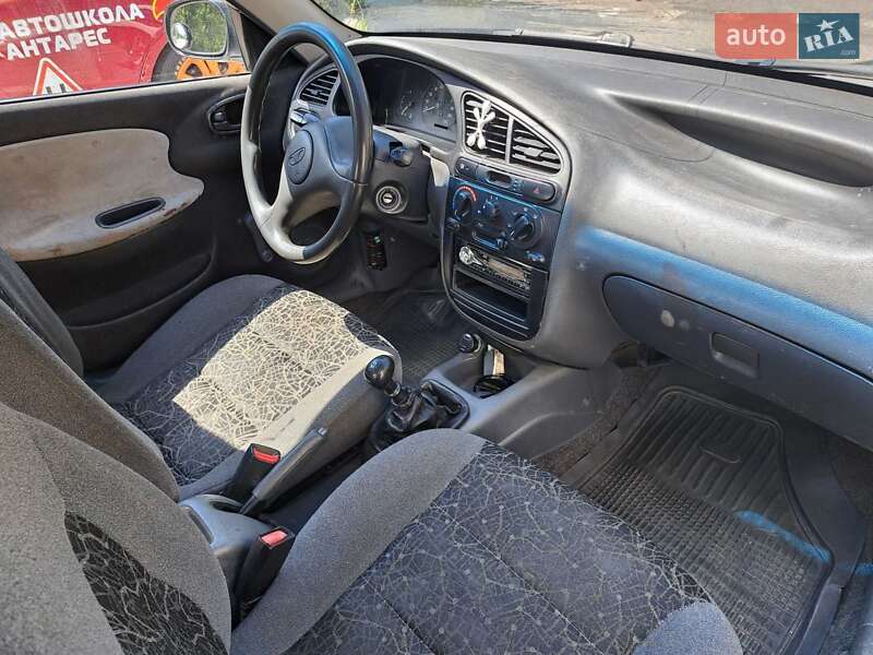 Седан Daewoo Sens 2004 в Днепре