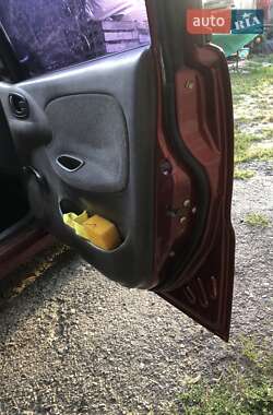 Седан Daewoo Sens 2005 в Диканьці