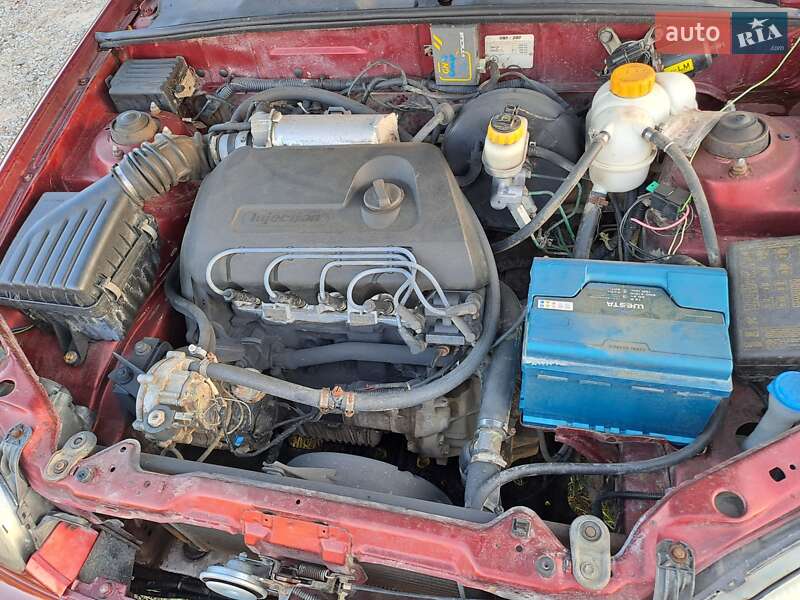 Седан Daewoo Sens 2006 в Чернівцях