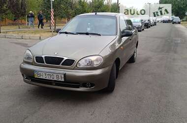 Седан Daewoo Sens 2004 в Роздільній