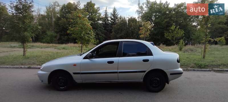 Седан Daewoo Sens 2004 в Кременчуці
