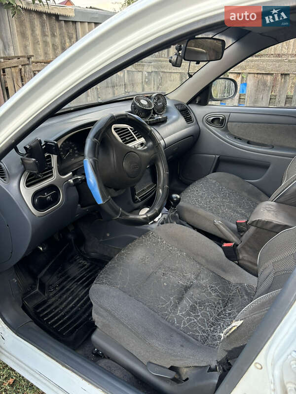 Седан Daewoo Sens 2011 в Виннице