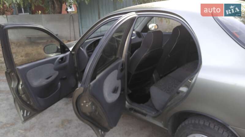Седан Daewoo Sens 2005 в Новомиргороде