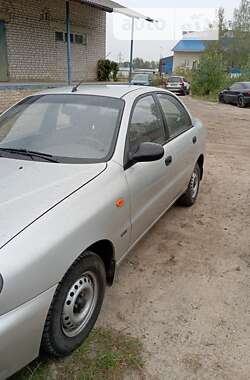 Седан Daewoo Sens 2004 в Житомирі