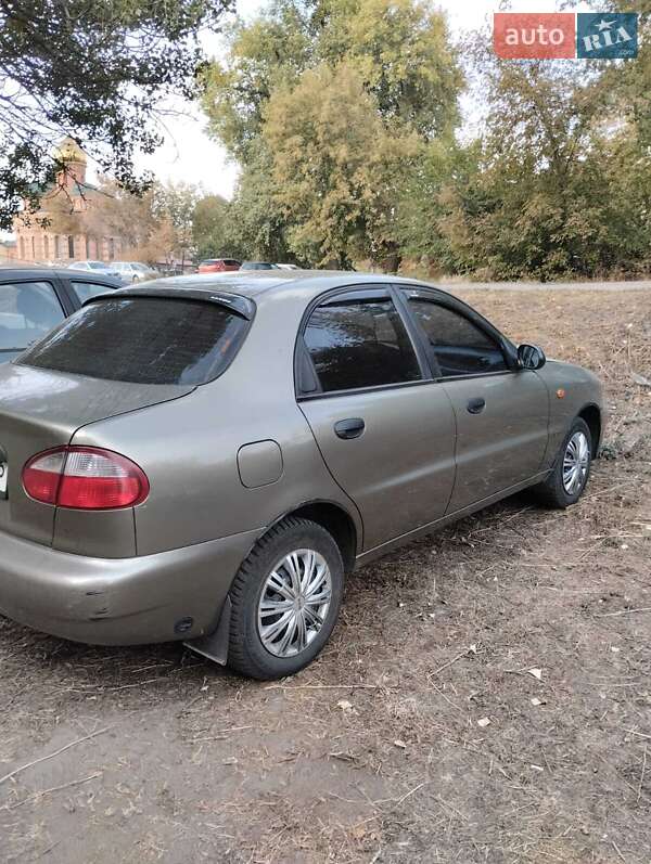 Седан Daewoo Sens 2004 в Каменке