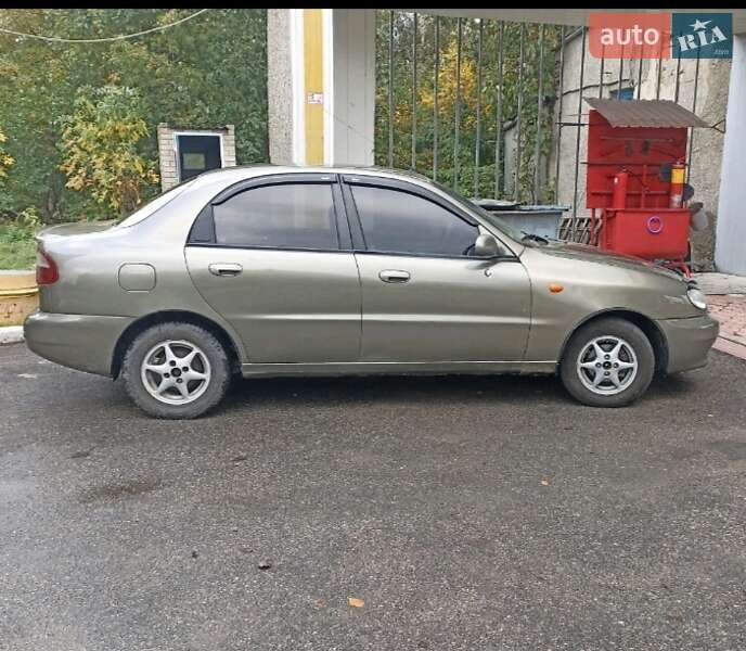 Седан Daewoo Sens 2006 в Первомайську