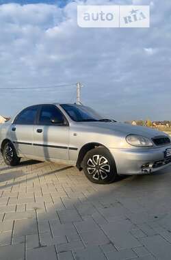 Седан Daewoo Sens 2003 в Здолбуніві