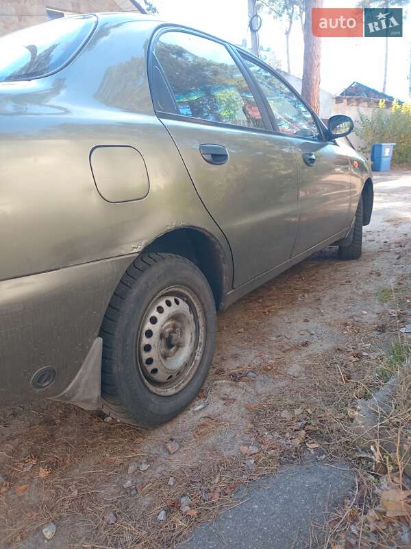 Седан Daewoo Sens 2005 в Буче