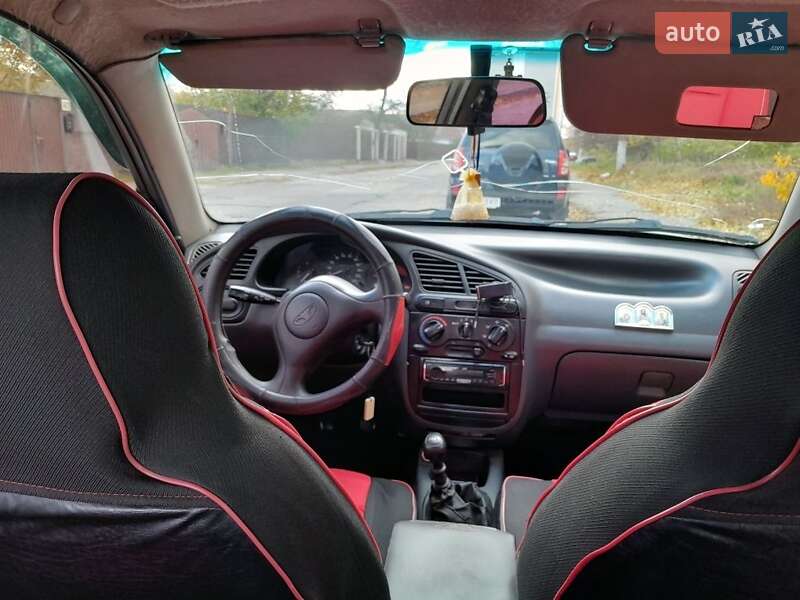 Седан Daewoo Sens 2004 в Обухові