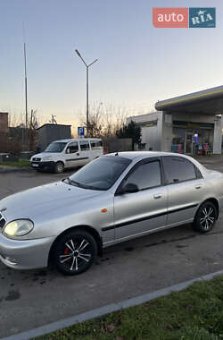 Седан Daewoo Sens 2005 в Остроге