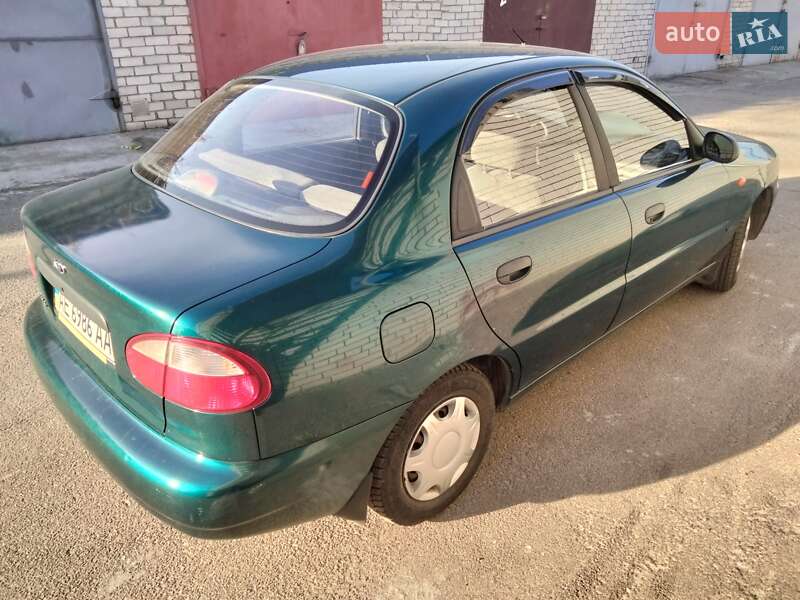 Седан Daewoo Sens 2004 в Дніпрі