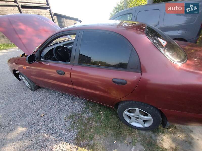 Седан Daewoo Sens 2005 в Бобрике