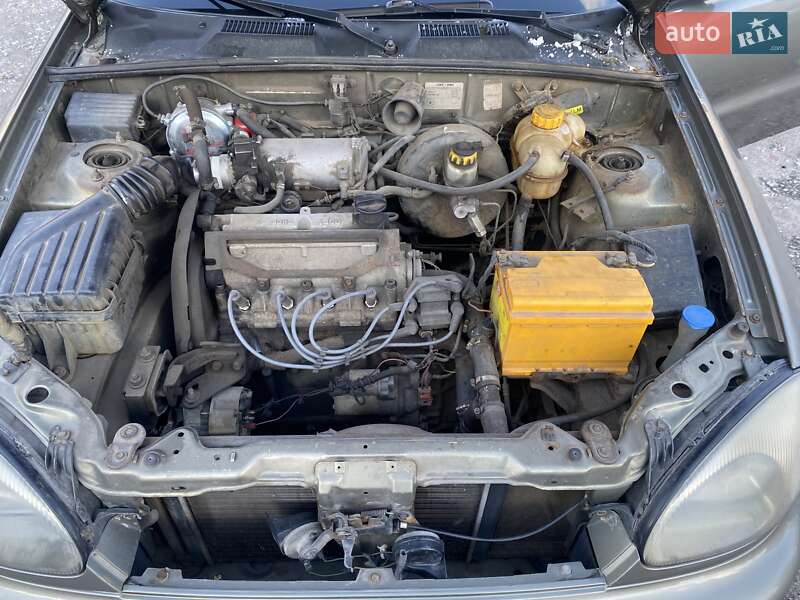 Седан Daewoo Sens 2005 в Днепре